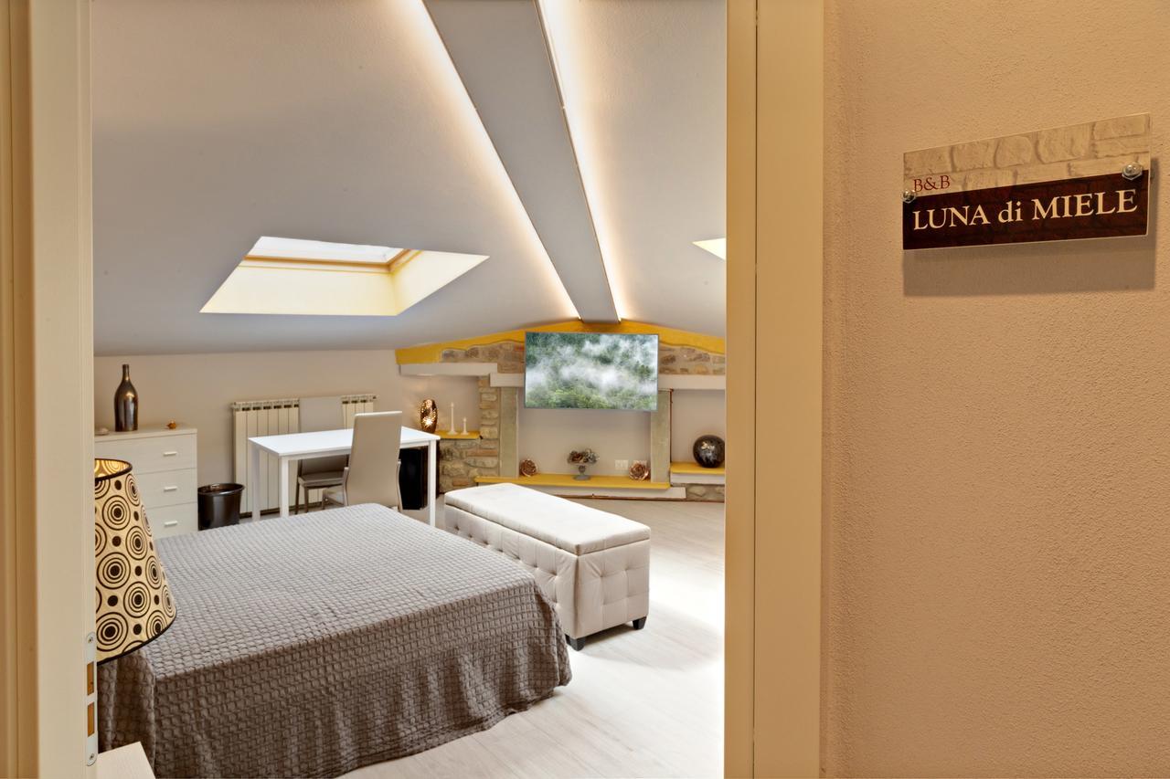 Casa Vacanze - Matelda Bed & Breakfast Poppi Eksteriør bilde